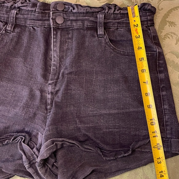 Blue Spice stretch denim shorts size 13.  Gathered waistband detail, rolled hem. - Picture 5 of 8